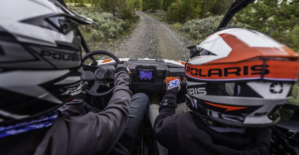 2022-rzr-200-efi-white-image-riding_SIX6603_06189